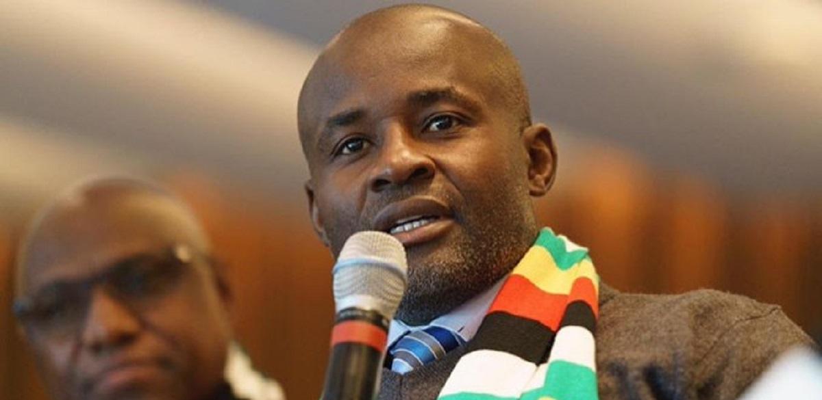 Temba Mliswa former Zanu PF MP wearing a scarf with Zimbabwe colours. It's mostly associated with President Emmerson Mnangagwa.